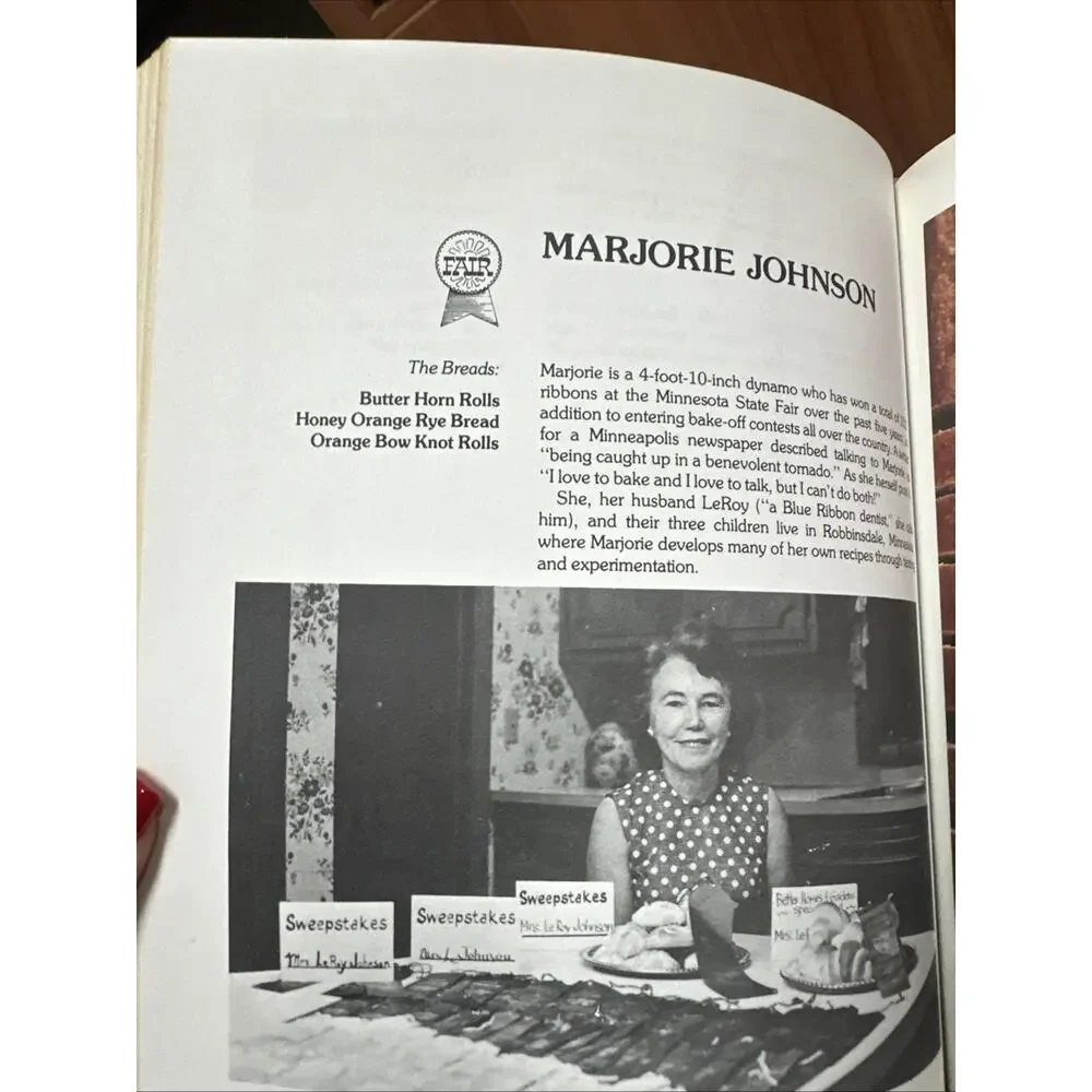 Bread Winners: More Than 200 Superior Bread‎ Recipes, Mel London Hardcover 1979